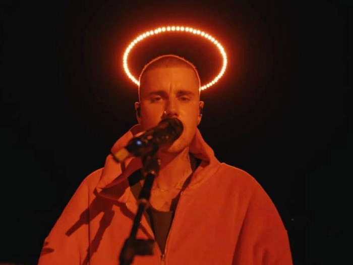 Từ sân khấu của Justin Bieber tại Coachella, quá bất công cho Sabrina Carpenter? Ảnh 1