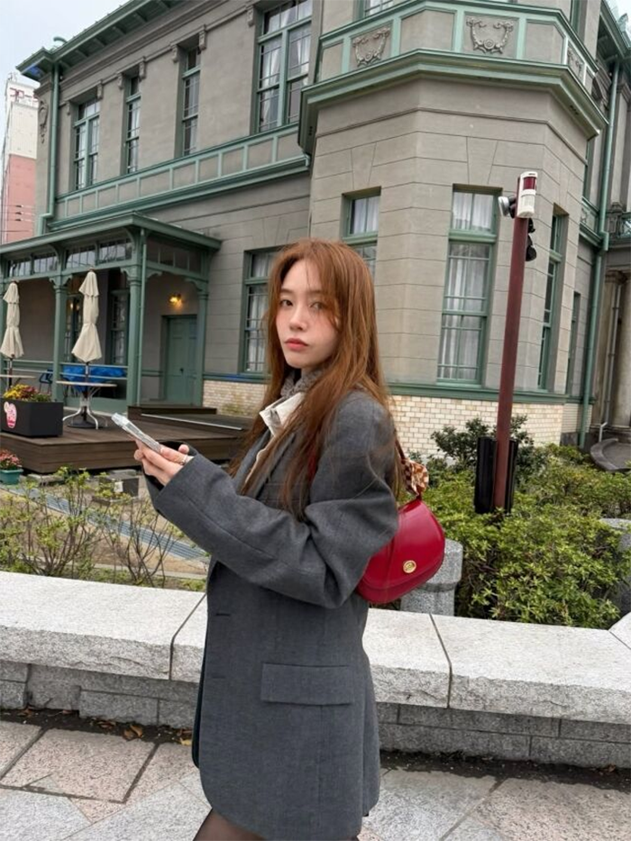 Nữ diễn viên chia sẻ loạt khoảnh khắc ngọt ngào sau khi kết hôn khiến fan thích thú.