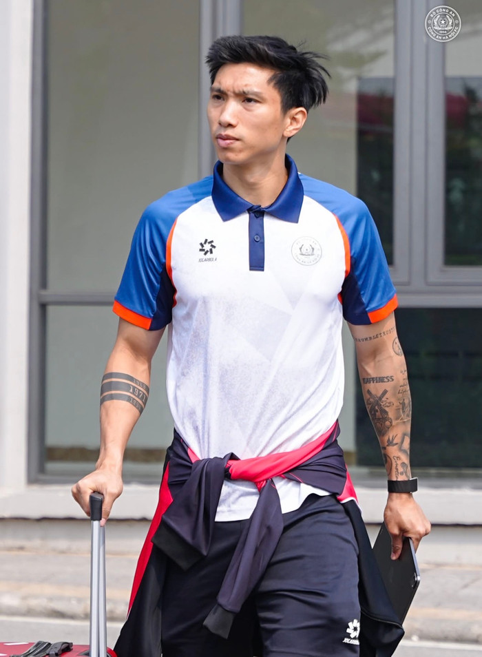 Theo định giá hiện tại từ Transfermarkt, Đoàn Văn Hậu nằm trong nhóm cầu thủ bị giảm giá trị đáng kể trong thời gian gần đây. Ảnh: CLB CAHN