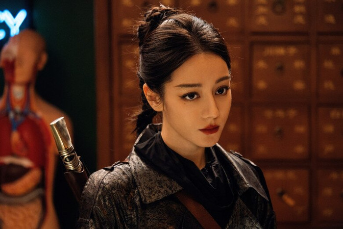 Đạt 200 triệu nhiệt, Nhiếp Cửu La trong Kiêu Khởi Thanh Nhưỡng gây chú ý với hình tượng nữ chiến binh toàn năng. Nhân vật vừa mang màu sắc hiện đại, vừa gắn với yếu tố huyền bí, góp phần mở rộng phạm vi thể loại mà khán giả quan tâm.