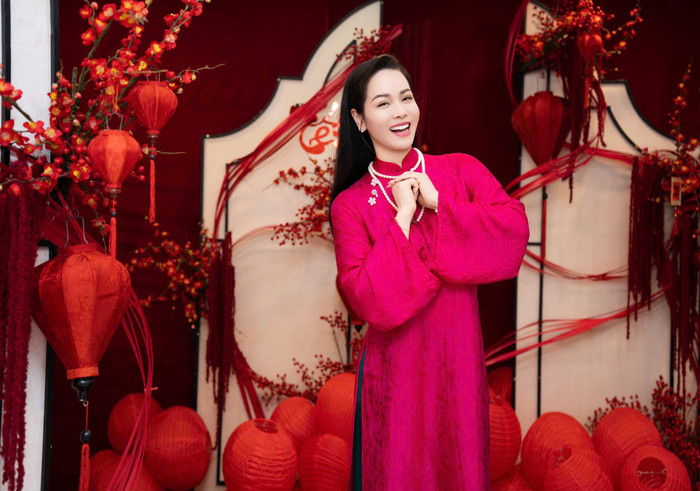 Cách hành xử khéo léo của Nhật Kim Anh luôn nhận được phản hồi tích cực từ phía khán giả. Ảnh: FBNV