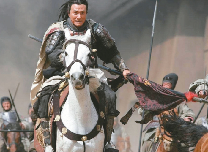 Triệu Vân đánh bại Trương Cáp và Từ Hoảng ở Ô Lâm Đạo. - Ảnh: Sohu