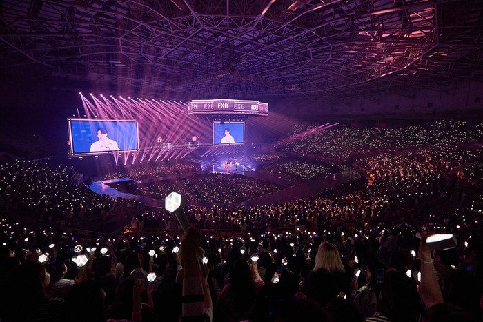 EXO 'vương giả trở lại': Concert thứ 6 cháy vé, khẳng định đẳng cấp Kpop Ảnh 1