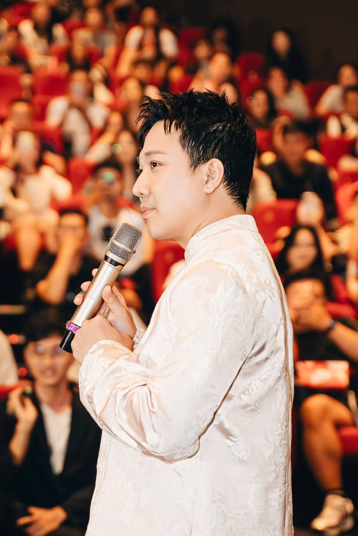 Phim Tết 2026 của Trấn Thành đang có dấu hiệu chững lại và chuẩn bị rời rạp (Ảnh: FBNV).