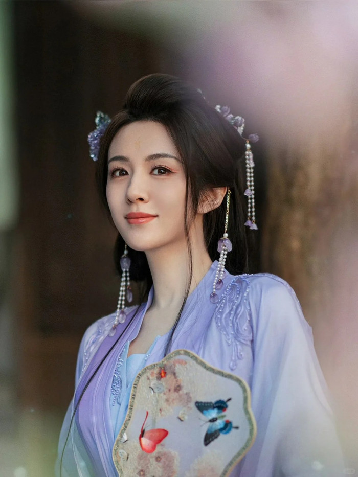 Vương Hiểu Thần phải truyền dịch vì tim đập loạn. (Ảnh: Sohu)