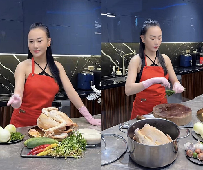 Phương Oanh trổ tài vào bếp, tự tay nấu món cơm gà theo kiểu Singapore.