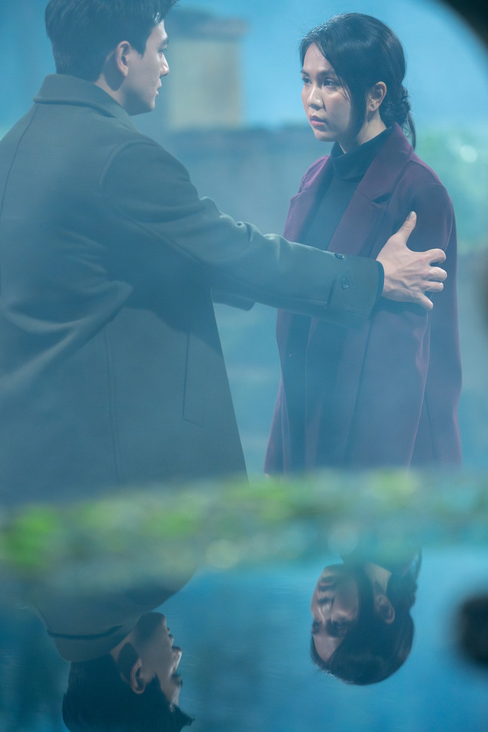 Danh tính nam chính sánh đôi cùng Ngọc Trinh trở thành chủ đề bàn tán