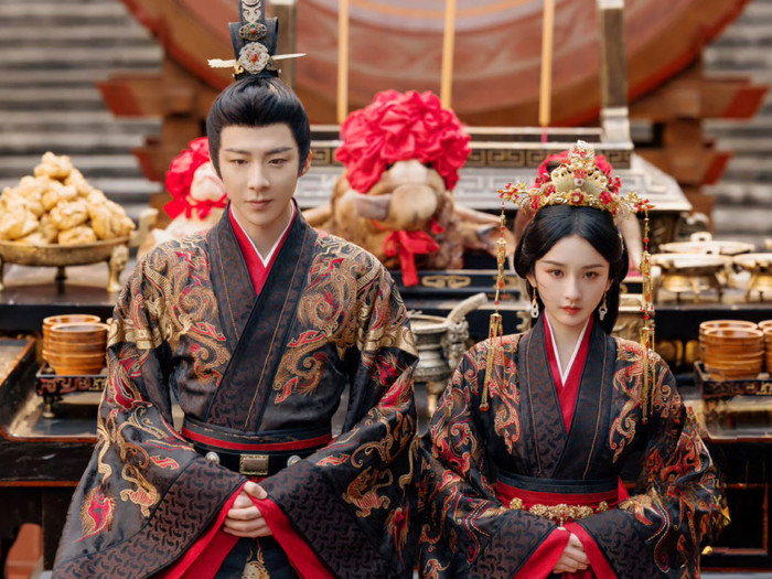 8 bộ cổ trang khiến fan ngôn tình 'lụi tim' vì nam chính quá chiều vợ Ảnh 1