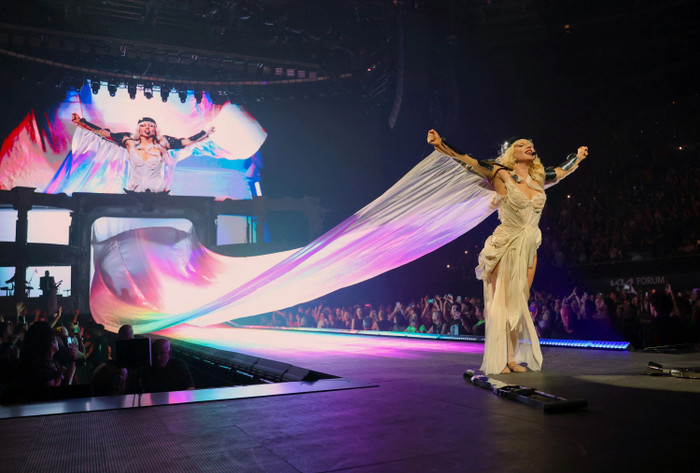 Kết thúc với Lady Gaga Ảnh 1