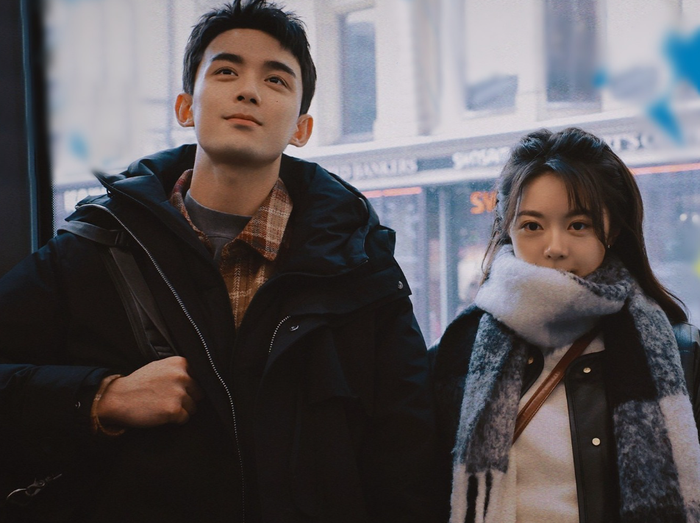 Bộ phim ghi điểm nhờ bối cảnh quay tại Phần Lan, tái hiện khung cảnh tuyết lãng mạn đúng nguyên tác. Dù tiết tấu chậm, nhưng visual cặp đôi chính và dàn phụ vẫn đủ sức giữ chân khán giả.