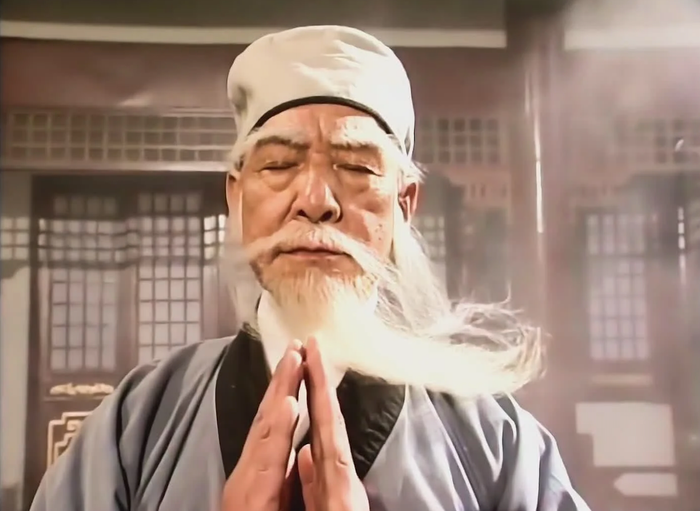 Vô Danh Thần Tăng, còn gọi là Tảo Địa Tăng chính là nhân vật đạt tới đỉnh cao võ học.