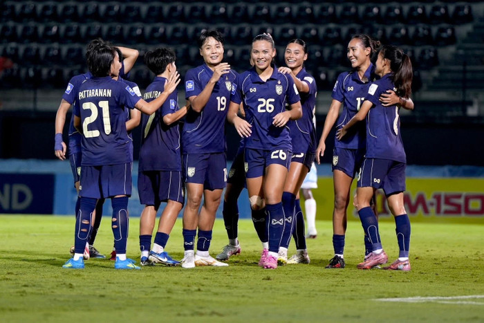 Đội tuyển nữ Thái Lan đã khép lại hành trình ấn tượng bằng chiến thắng 2-0 trước tuyển nữ DR Congo trong trận chung kết FIFA Series 2026, giải đấu được tổ chức trên sân nhà. Ảnh: FAT