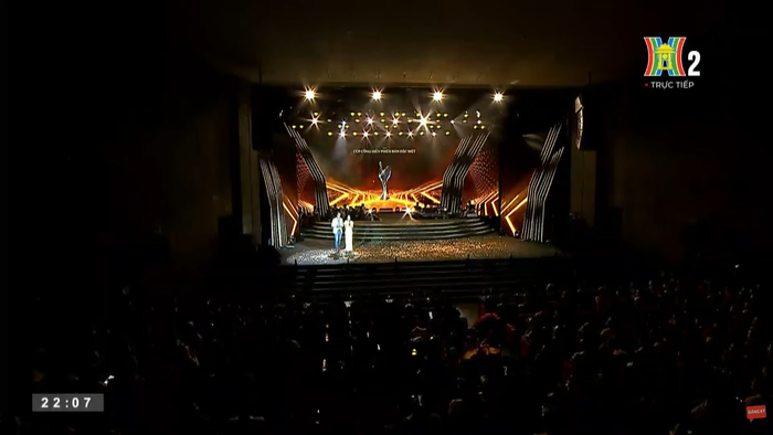 Hòa Minzy chịu thua trước số tiền 1 tỷ đồng Ảnh 1