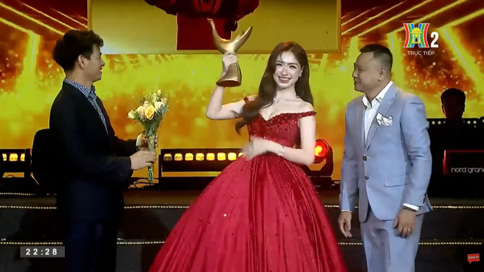 Quá đáng tiếc cho Phương Mỹ Chi Ảnh 3