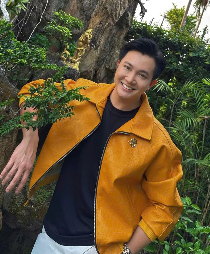 Không chỉ gây tranh cãi trên mạng xã hội, vai diễn còn tạo nên những phản ứng thú vị ngay trong chính gia đình của Lê Nguyên Bảo.