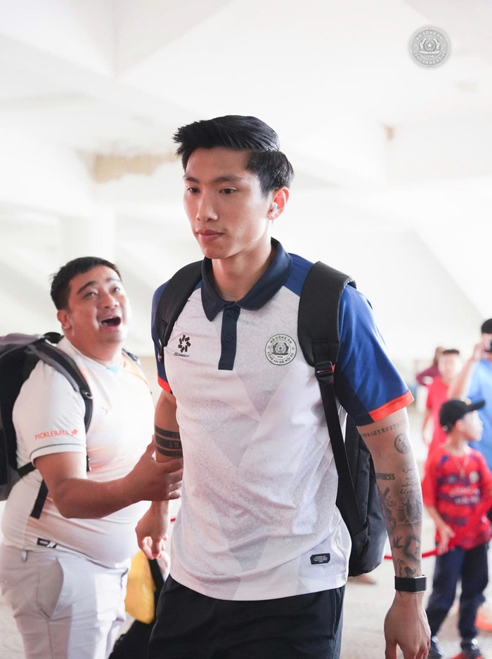 Hậu vệ Đoàn Văn Hậu đã có lựa chọn thực sự đúng đắn để phát triển sự nghiệp. Ảnh: CLB CAHN