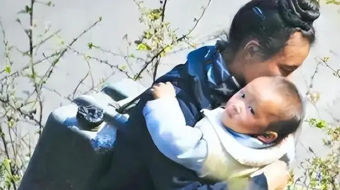 Con dâu bị nhà chồng đuổi đi vì sinh 3 đứa con bị bại não, sự thật phơi bày sau 7 năm gây sốc Ảnh 2