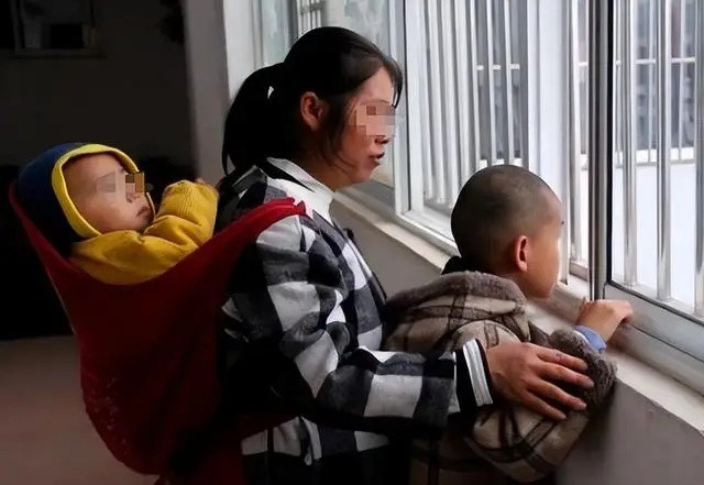 Con dâu bị nhà chồng đuổi đi vì sinh 3 đứa con bị bại não, sự thật phơi bày sau 7 năm gây sốc Ảnh 3