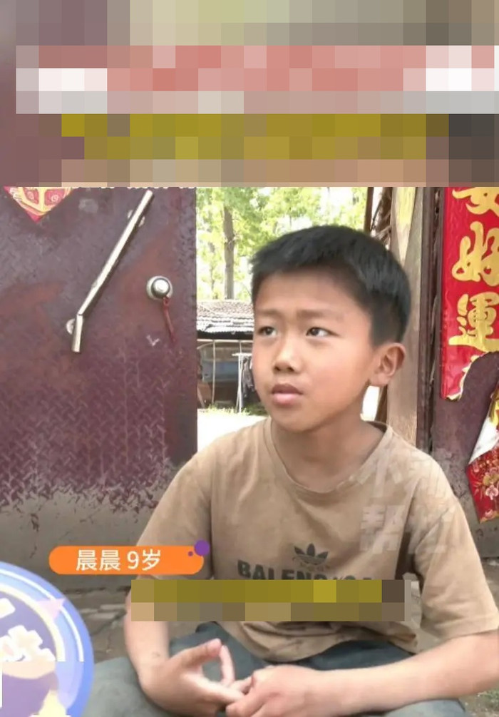 Cô giáo phát hiện học sinh không ăn thịt suốt nhiều ngày, sự thật phía sau khiến ai cũng bật khóc Ảnh 1