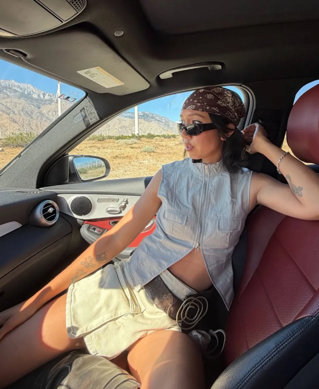 Những xu hướng nổi bật tại Coachella 2026 Ảnh 6