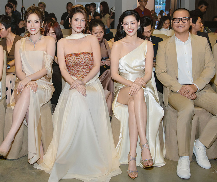 Hoa hậu Thiên Ân - Kỳ Duyên xuất hiện cùng vợ chồng Hoa hậu Khánh Vân.