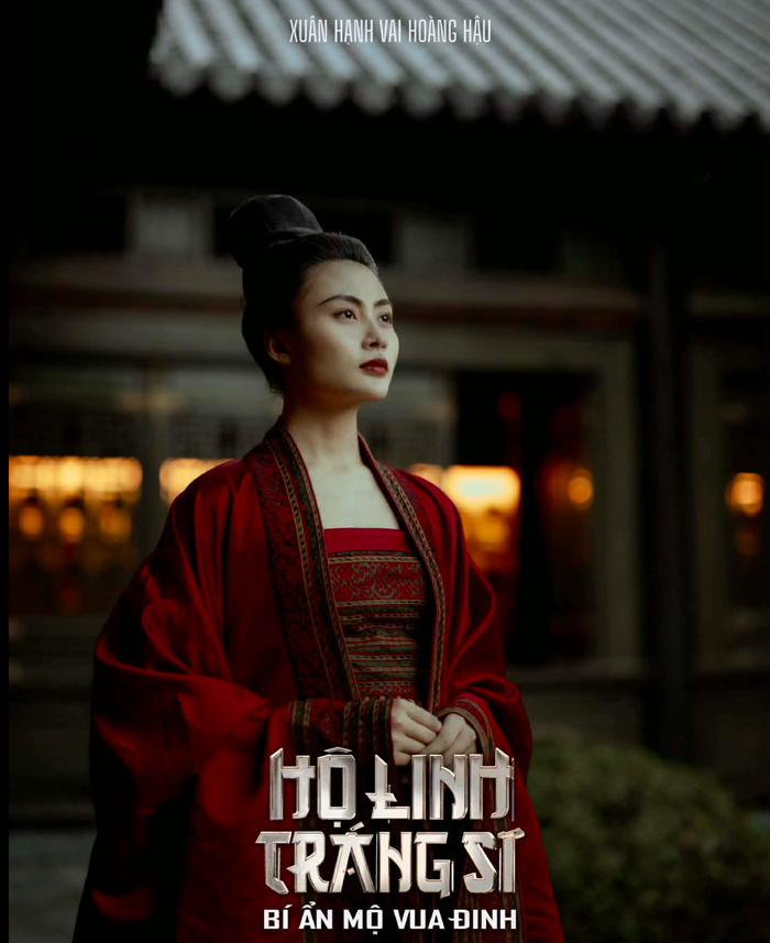 Hoa hậu Bùi Xuân Hạnh lần đầu thử sức với vai diễn hoàng hậu đầy quyền lực tại quê nhà Ninh Bình. - Ảnh: NSX