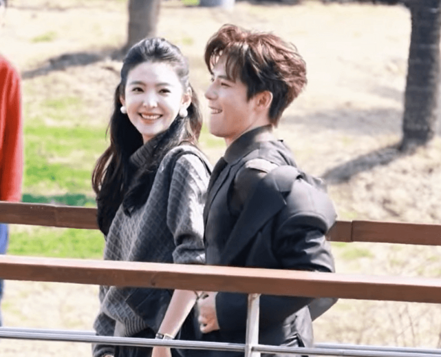 Muốn Giấu Em Cùng Thời Gian là dự án hợp tác đầu tiên của Chương Nhược Nam và Vương An Vũ.&nbsp;