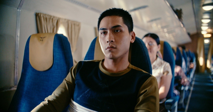 Ngoại hình điển trai của nam diễn viên đóng phản diện trong 'Tử chiến trên không'. (Ảnh: TCTK)