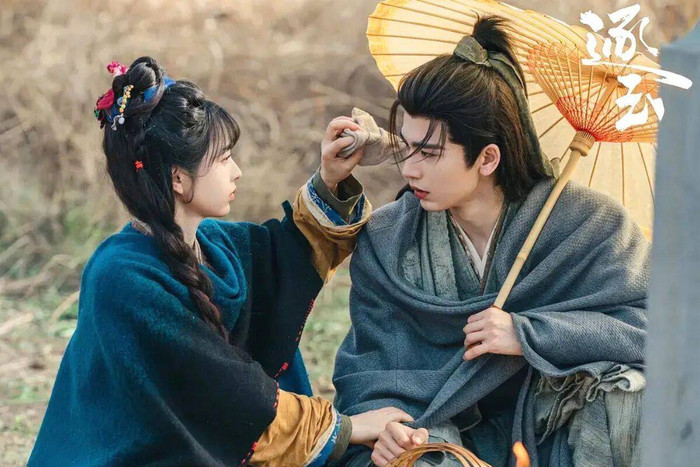 Chuyển thể từ tiểu thuyết nổi tiếng, phim ghi điểm nhờ mô-típ cưới trước yêu sau quen thuộc nhưng được triển khai hấp dẫn. Nhân vật Phàn Trường Ngọc - một nữ đồ tể vô tình cứu sống Tạ Chinh, vị hầu gia quyền lực. Từ một cuộc hôn nhân giả, cả hai dần nảy sinh tình cảm thật giữa vòng xoáy âm mưu triều chính. Tác phẩm tạo hiệu ứng tốt trong giai đoạn tháng 3-4/2026.