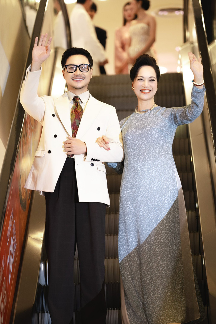 Thanh Sơn cho thấy bước chuyển rõ rệt từ truyền hình sang điện ảnh.