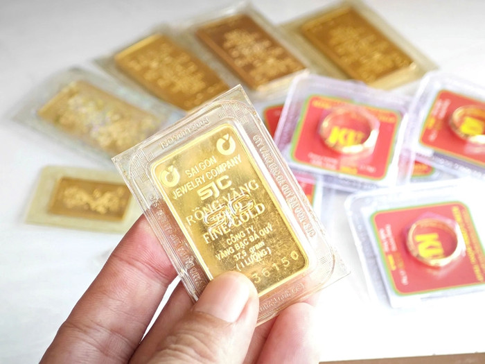 Giá vàng chiều nay (18/4): Vàng trong nước ở đâu rẻ nhất? Ảnh 1