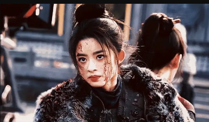 Nữ chính Băng Hồ Trong Sinh gây tranh cãi vì ngoại hình quá non nớt so với hình tượng tướng quân. - Ảnh: Sohu