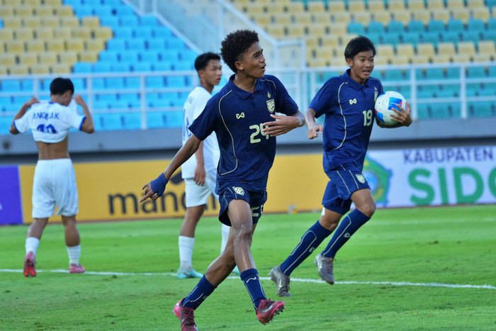 U17 Lào đã tạo nên cú sốc lớn nhất giải U17 Đông Nam Á 2026 khi đánh bại U17 Thái Lan với tỷ số 3-2, qua đó giành vé đi tiếp và khiến đối thủ phải dừng bước ngay từ vòng bảng. Ảnh: FAT