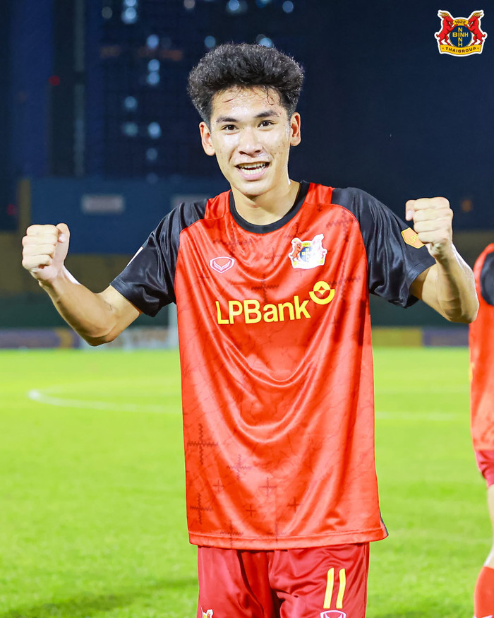 Tiền đạo U23 Việt Nam, Lê Văn Thuận đang trở thành cái tên nổi bật nhất trong màu áo Ninh Bình. Ảnh: CLB Ninh Bình