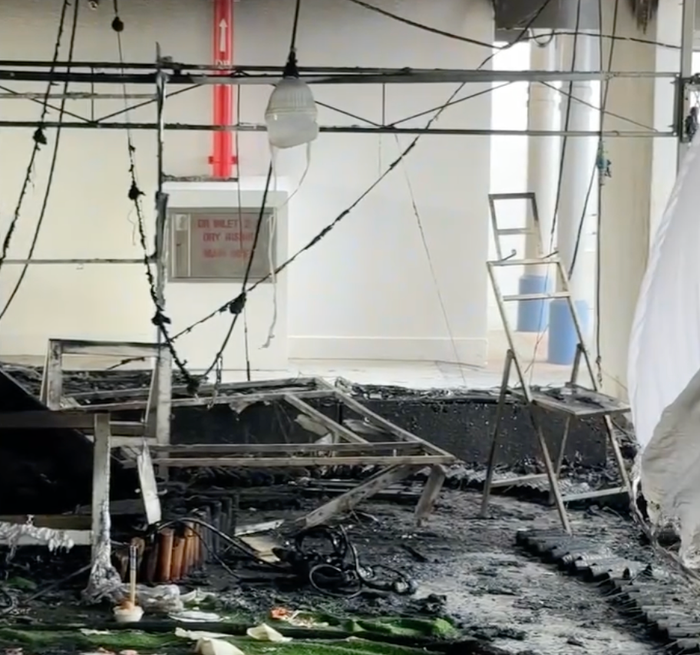 Đám tang bất ngờ bốc cháy ngùn ngụt, hiện trường gây bàng hoàng Ảnh 2