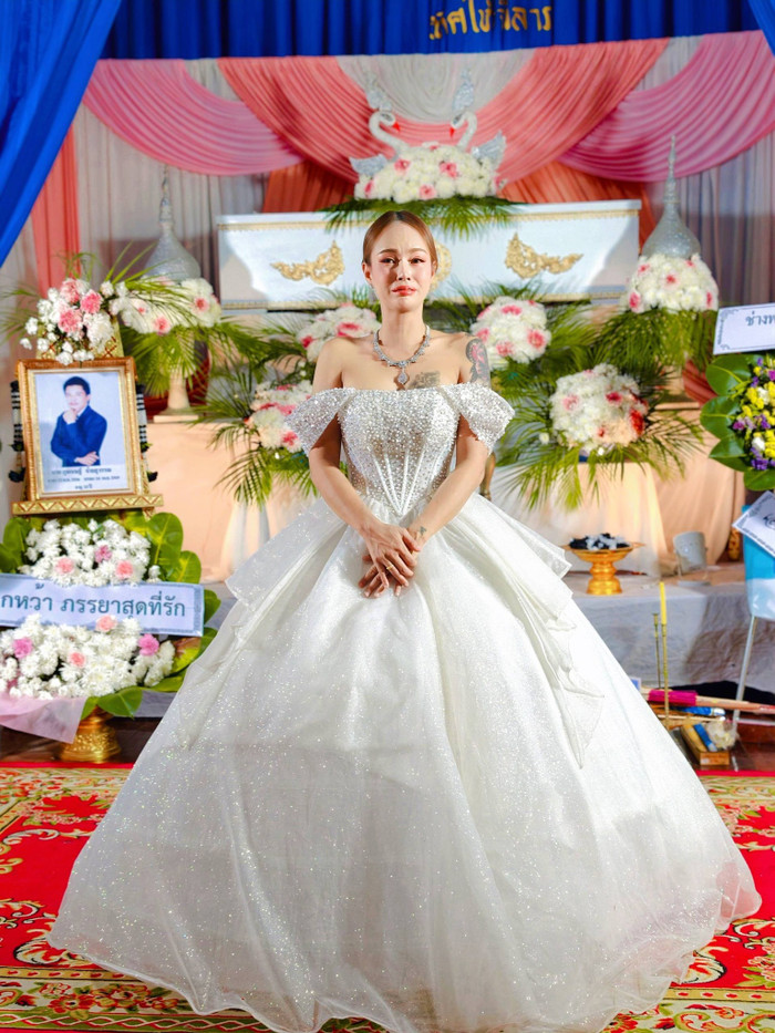 Ngày cưới hóa tang lễ, cô dâu khóc nức nở tiễn đưa chú rể Ảnh 3