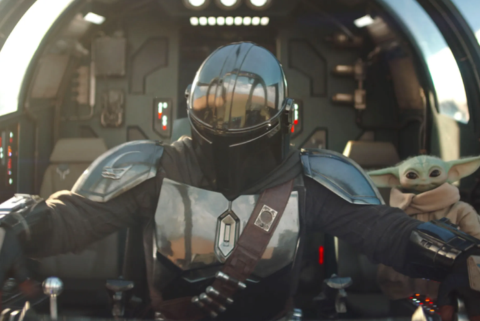 Cận cảnh Din Djarin (Mando) và Grogu trong bộ giáp mới, sẵn sàng cho cuộc phiêu lưu màn ảnh rộng. - Ảnh: NSX