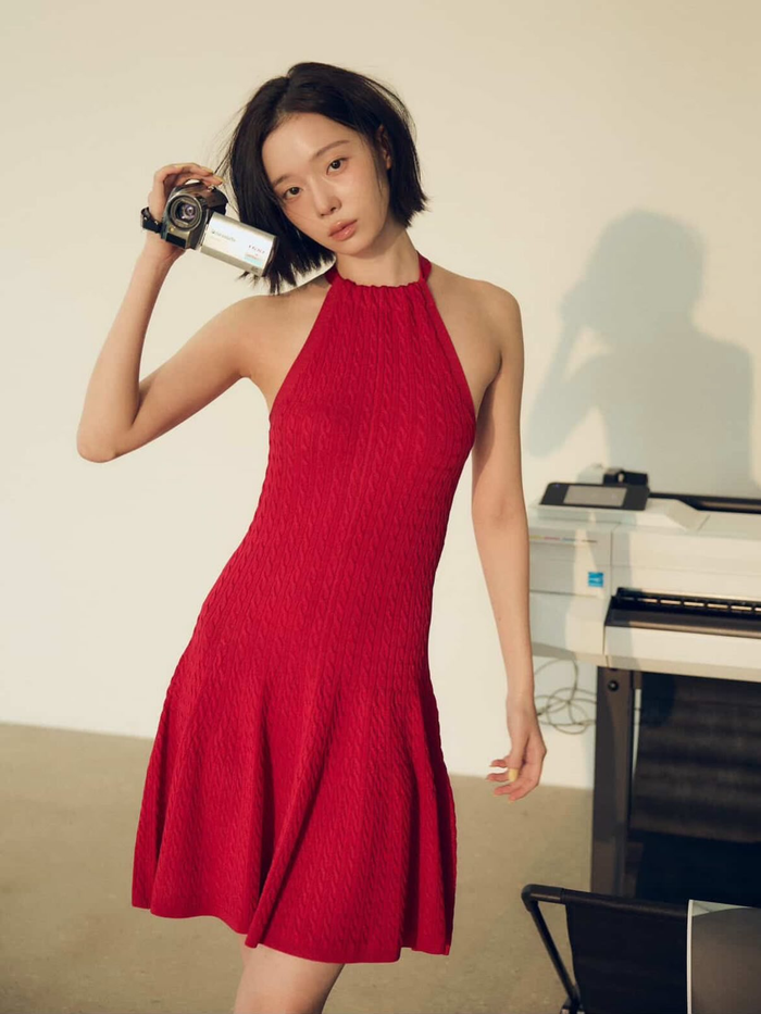 Loạt khoảnh khắc của thành viên nhóm aespa đang gây 'dậy sóng'.