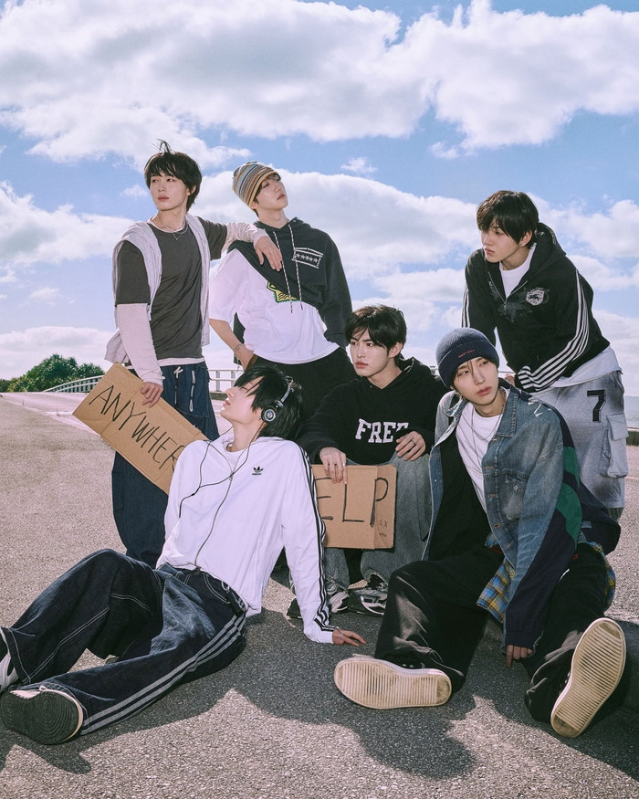 Làng nhạc Kpop 'dậy sóng' tháng 4: Ba ông lớn JYP, HYBE và SM chính thức 'khai chiến' Ảnh 2