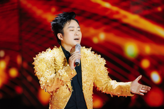 Từng Dương là một trong những ca sĩ nói không với hát nhép.