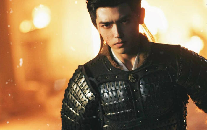 Trần Phi Vũ với hình ảnh tướng quân trẻ mang nội tâm phức tạp