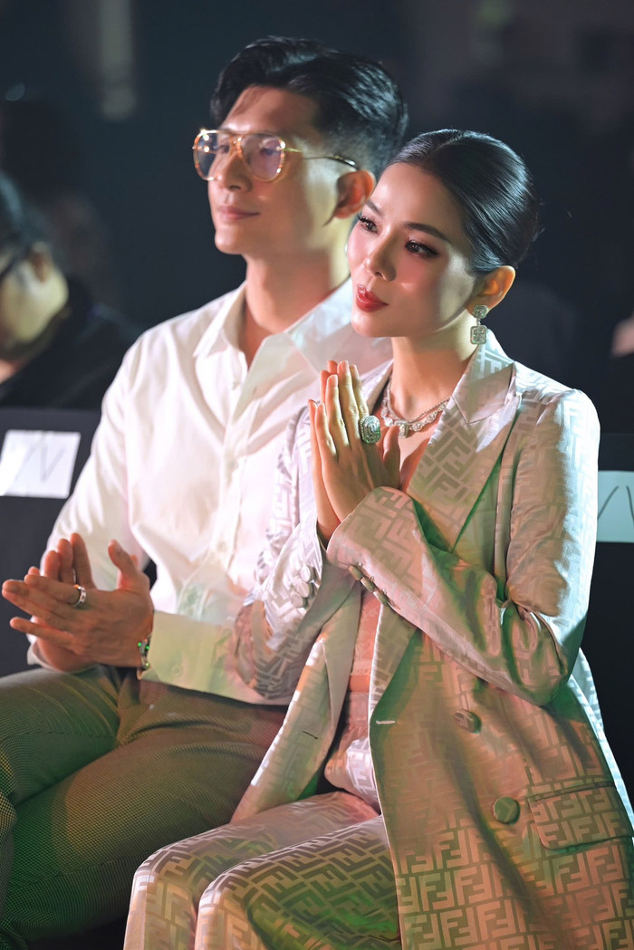 Lệ Quyên đang ở trong mối quan hệ tình cảm ngọt ngào với Lâm Bảo Châu. Ảnh: FBNV