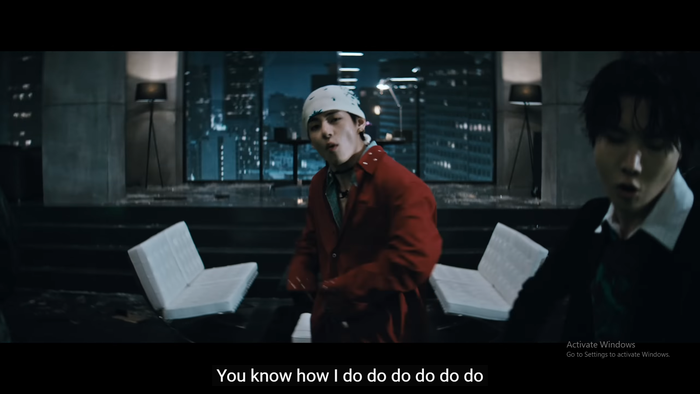 V (BTS) vướng tranh cãi 'chiếm dụng văn hóa' Ảnh 5