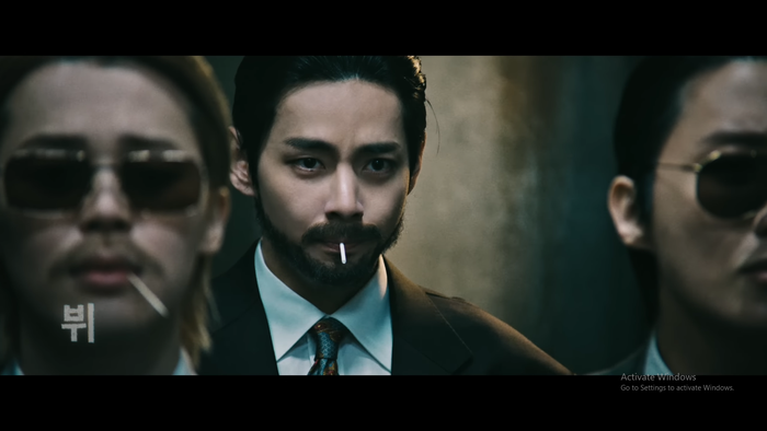 V (BTS) vướng tranh cãi 'chiếm dụng văn hóa' Ảnh 2