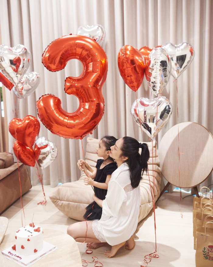 Bảo Anh đăng đàn tâm thư nhắn gửi đến con gái.