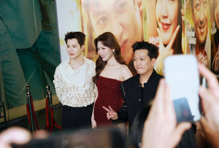 Thúy Ngân có mối quan hệ rộng rãi với đông đảo nghệ sĩ trong giới showbiz. Ảnh: FBNV