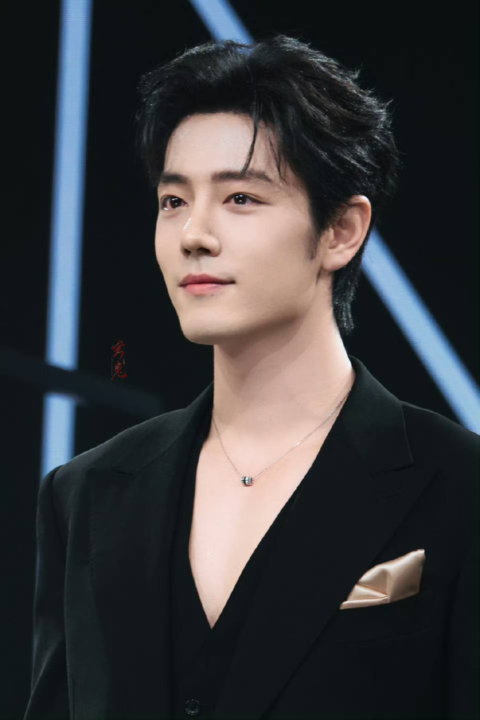 Anh dần khẳng định vị thế trong làng giải trí Hoa ngữ.