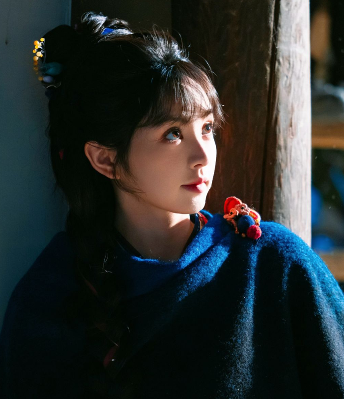 Cận cảnh nhan sắc và tạo hình của Điền Hi Vi trong Trục Ngọc. - Ảnh: Sohu