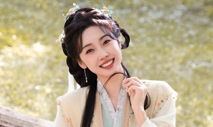 Nhậm Doanh Doanh lại là kiểu nhân vật thông minh theo hướng tinh tế và điềm tĩnh.&nbsp;