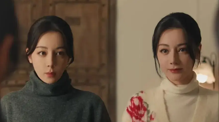 Biểu cảm của Nhiệt Ba còn khá đơn điệu.